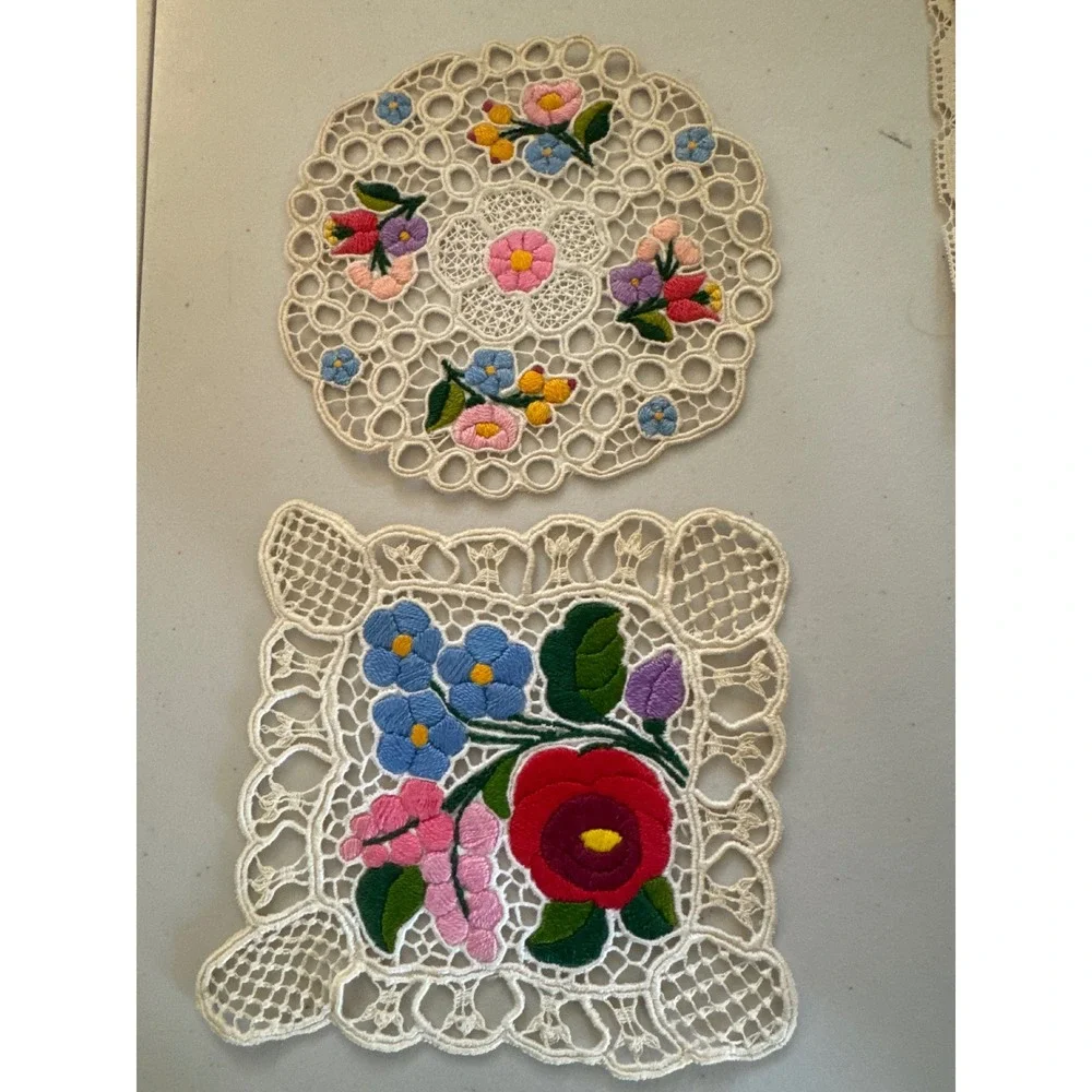 Vintage Floral Embroidered Lace Doilies Set of 2 Round Square Cream Multicolor